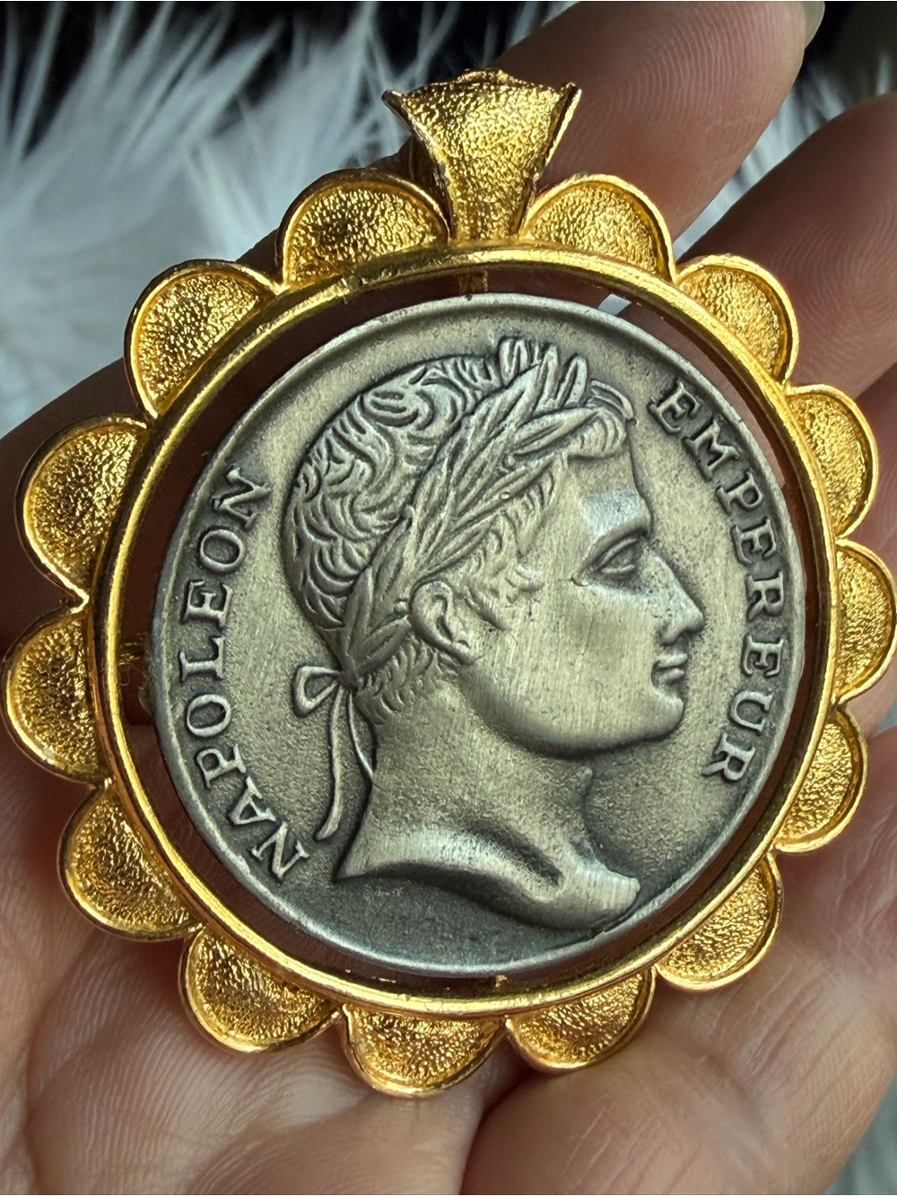 JONETTE | Vintage | Gold Framed Napoleon Medallion Pendant